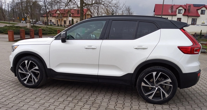 Volvo XC 40 cena 132600 przebieg: 20451, rok produkcji 2022 z Iława małe 667